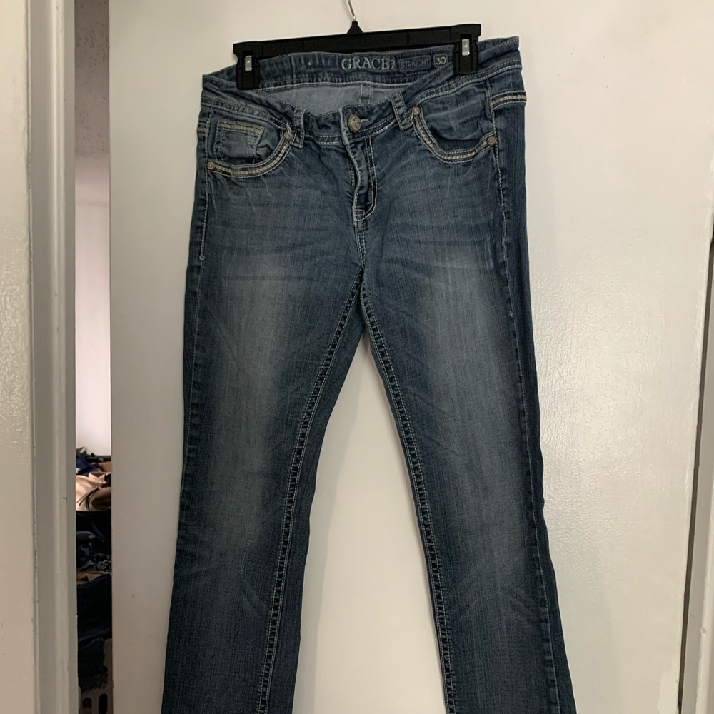 Grace in La straight bootcut jeans